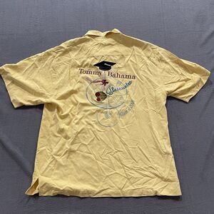 Tommy Bahama Shirt Mens XL Yellow Loop Camp Collar Glassmates Class of 2006 Logo